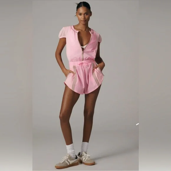 🆕 Daily Practice Puff Sleeve Front Zip Pink and Tan Short Sleeve Romper - Picture 1 of 13